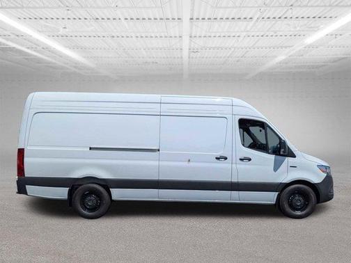 2024 Mercedes-Benz eSprinter 2500 170 WB High Roof Cargo