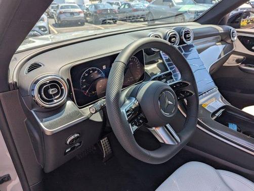 2025 Mercedes-Benz GLC 350e Base 4MATIC