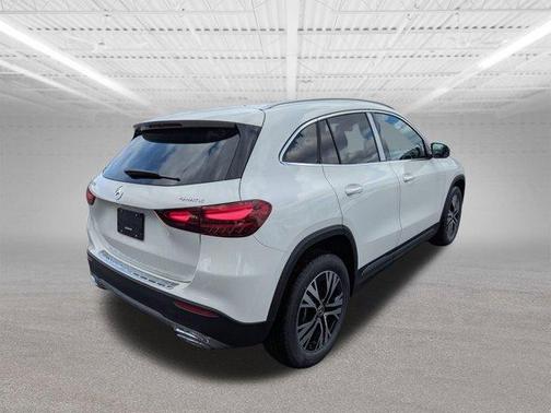 2025 Mercedes-Benz GLA 250 Base 4MATIC