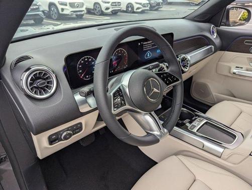 2025 Mercedes-Benz GLB 250 Base 4MATIC