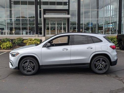2025 Mercedes-Benz GLA 250 Base 4MATIC