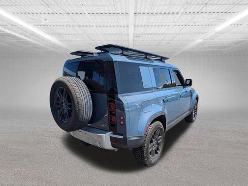 2022 Land Rover Defender 110 S