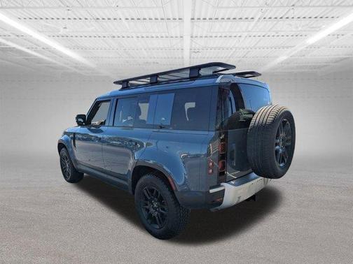 2022 Land Rover Defender 110 S