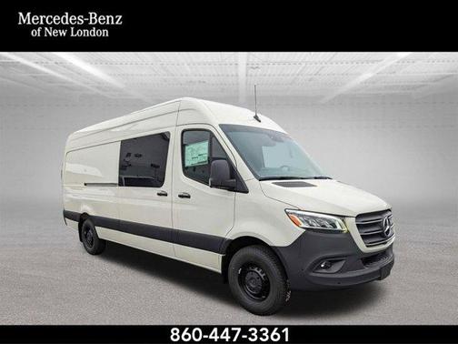 2024 Mercedes-Benz Sprinter 2500 