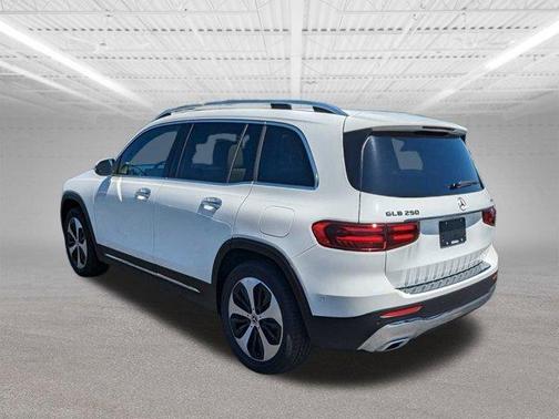 2024 Mercedes-Benz GLB 250 Base 4MATIC