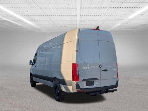 2025 Mercedes-Benz Sprinter 2500