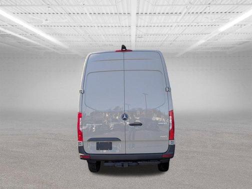 2025 Mercedes-Benz Sprinter 2500