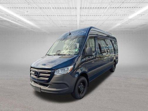 2025 Mercedes-Benz Sprinter 2500 High Roof