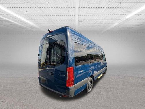 2025 Mercedes-Benz Sprinter 2500 High Roof