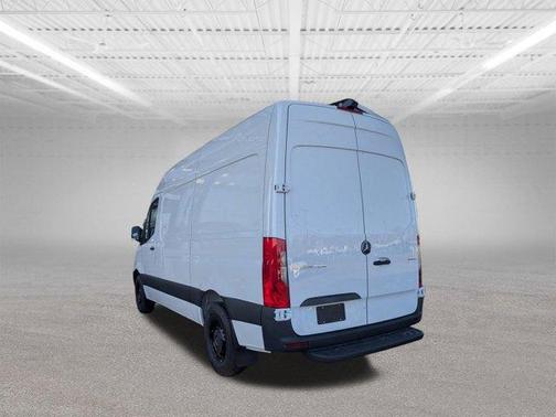 2025 Mercedes-Benz Sprinter 2500