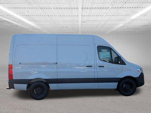 2025 Mercedes-Benz Sprinter 2500