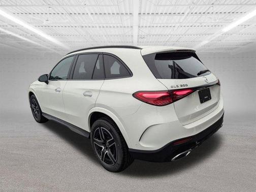 2025 Mercedes-Benz GLC 300 Base 4MATIC