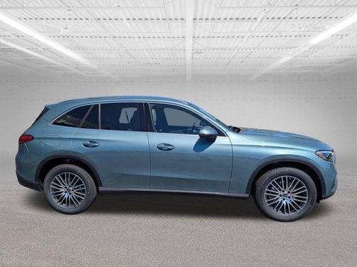 2025 Mercedes-Benz GLC 300 Base 4MATIC