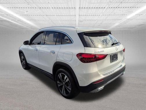 2026 Mercedes-Benz GLA 250 Base 4MATIC