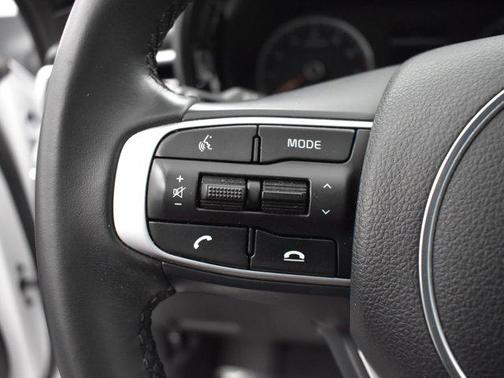 Glacial White Pearl 2023 Kia K5 GT-Line