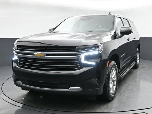 2023 Chevrolet Suburban LT