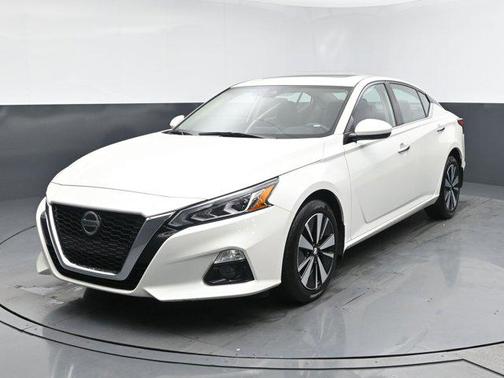 2022 Nissan Altima 2.5 SL