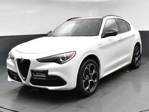 2022 Alfa Romeo Stelvio Ti