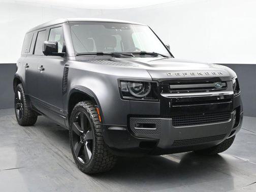 2023 Land Rover Defender 110 V8
