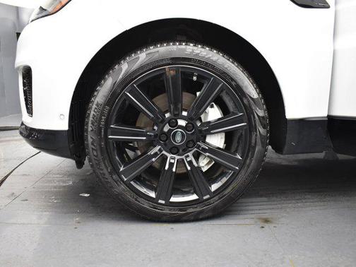 2021 Land Rover Range Rover Sport HSE Silver Edition