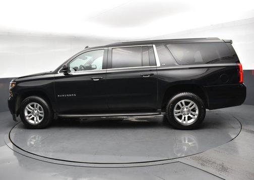 2017 Chevrolet Suburban LT