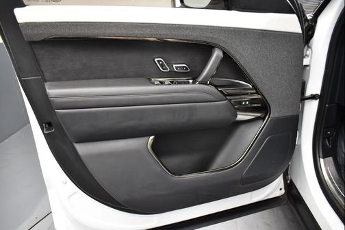 Fuji White 2023 Land Rover Range Rover Sport SE