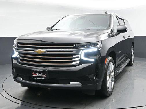 2022 Chevrolet Suburban 4WD High Country