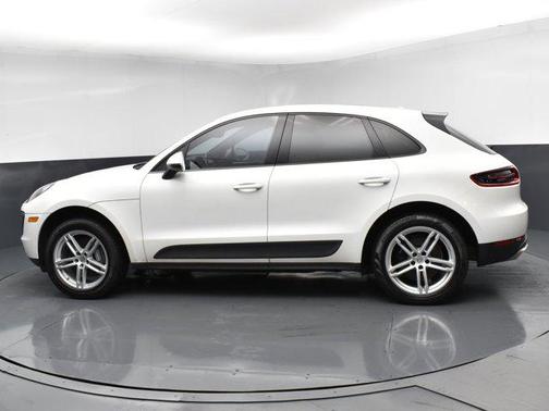 2018 Porsche Macan Base