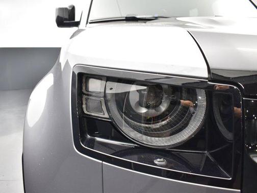 2023 Land Rover Defender 110 X