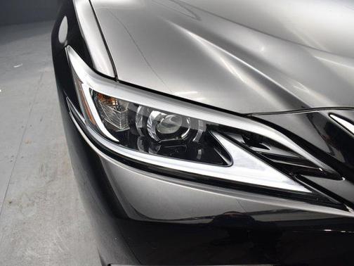 2022 Lexus ES 350 Base