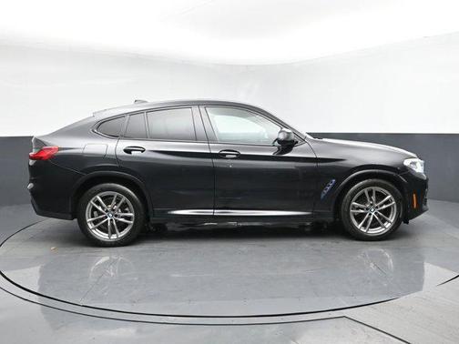 2021 BMW X4 xDrive30i