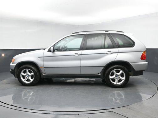 2003 BMW X5 3.0i