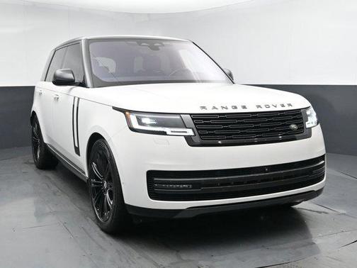 2023 Land Rover Range Rover P400 SE