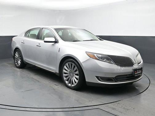 2015 Lincoln MKS Base