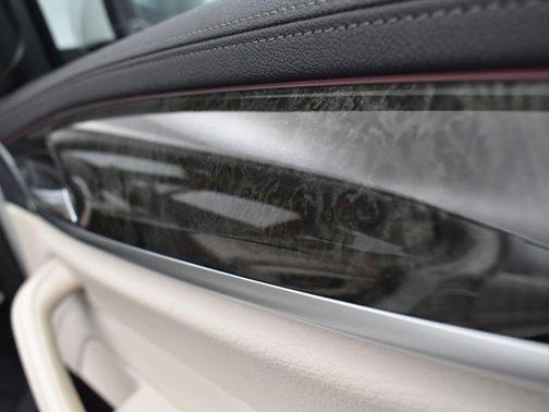 2021 BMW 530 xDrive