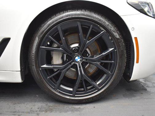2021 BMW 530 xDrive