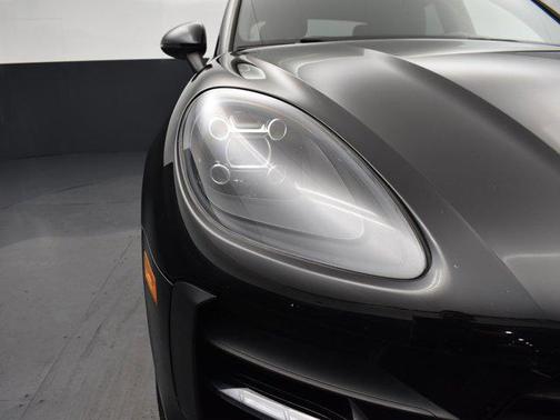 2020 Porsche Macan AWD