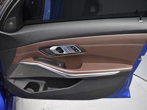 2019 BMW 330 xDrive