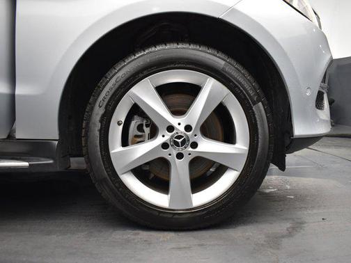 2019 Mercedes-Benz GLE 400 Base 4MATIC