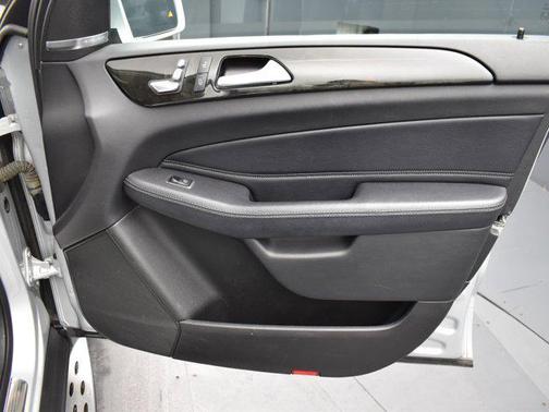 2019 Mercedes-Benz GLE 400 Base 4MATIC