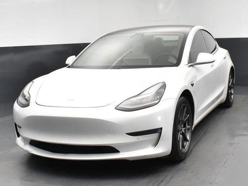 2020 Tesla Model 3 Standard Range