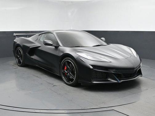 Black 2020 Chevrolet Corvette Stingray w/3LT
