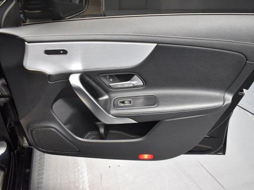 2022 Mercedes-Benz CLA 250 4MATIC