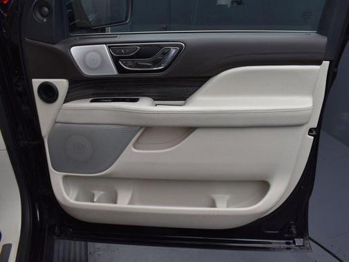 2023 Lincoln Navigator Black Label
