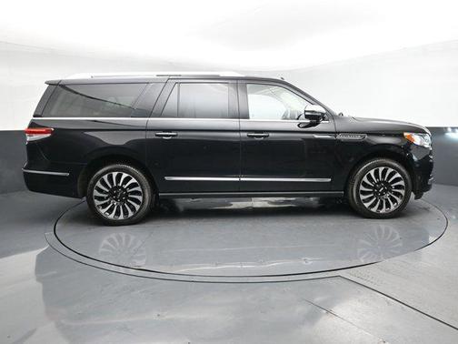2023 Lincoln Navigator Black Label