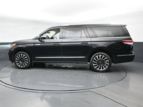 2023 Lincoln Navigator Black Label