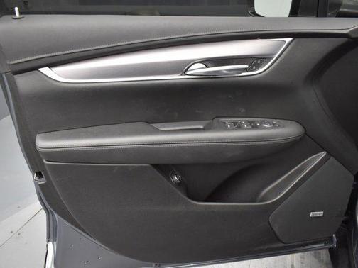 2021 Cadillac XT5 Luxury