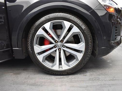 Black 2019 Audi Q8 3.0T Premium