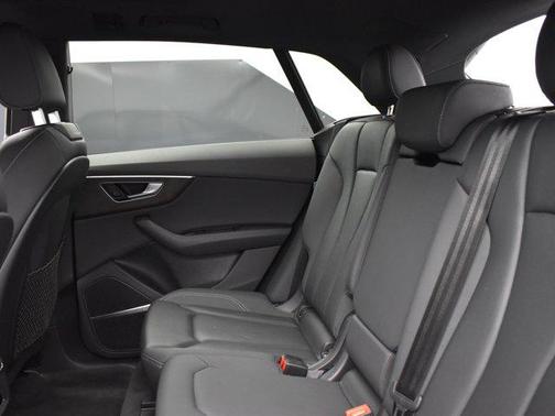 2020 Audi Q8 55 Premium Plus