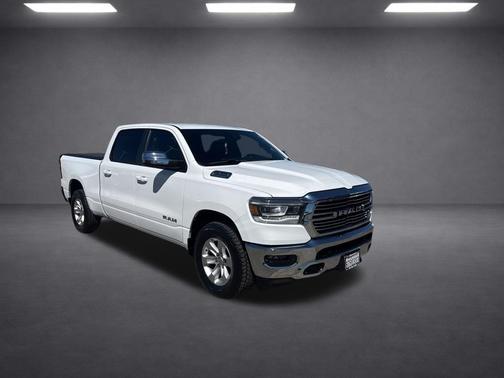 Bright White Clearcoat 2023 RAM 1500 Laramie